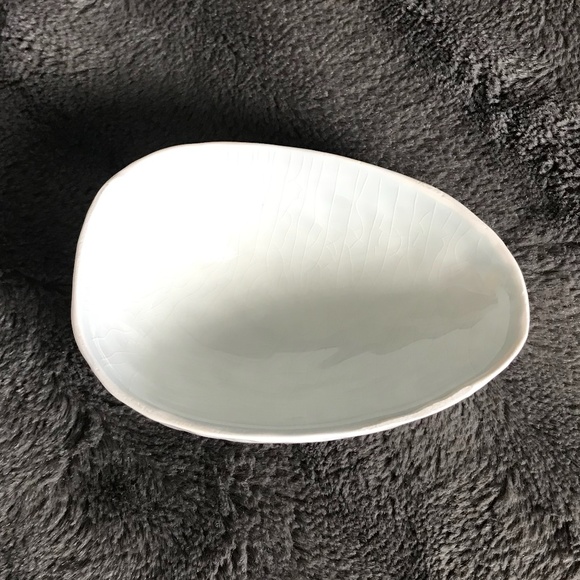 2/$25 Anthropologie Walnut /Avocado Bowl - Picture 2 of 6